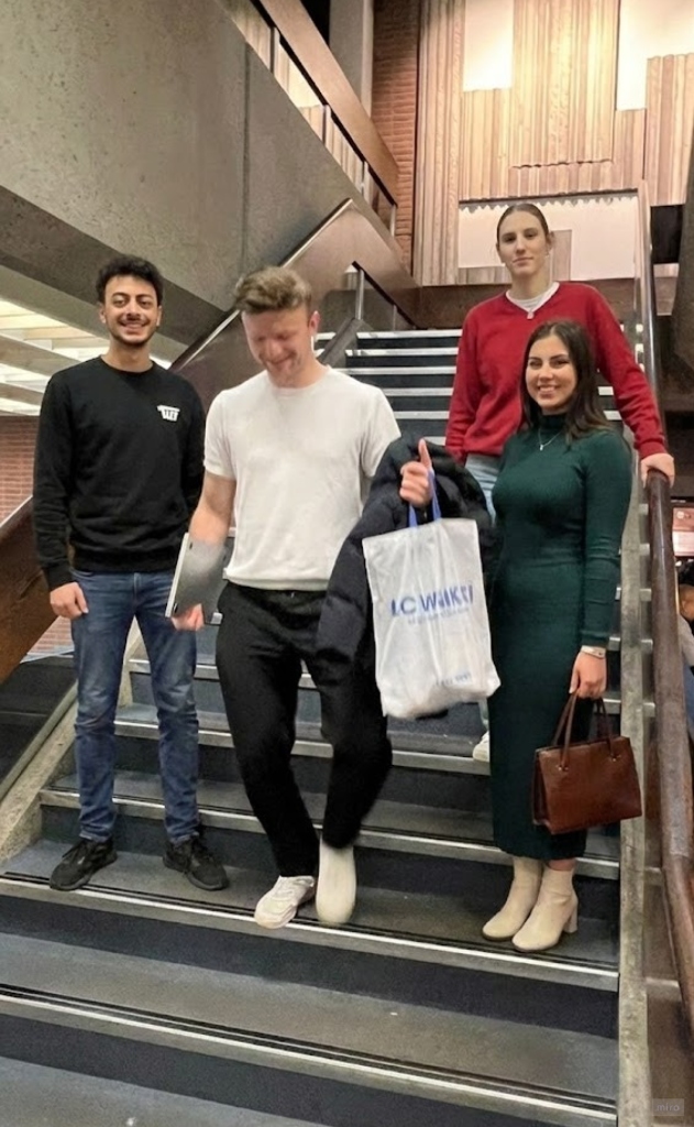 Das Taley Team bei der Arbeit